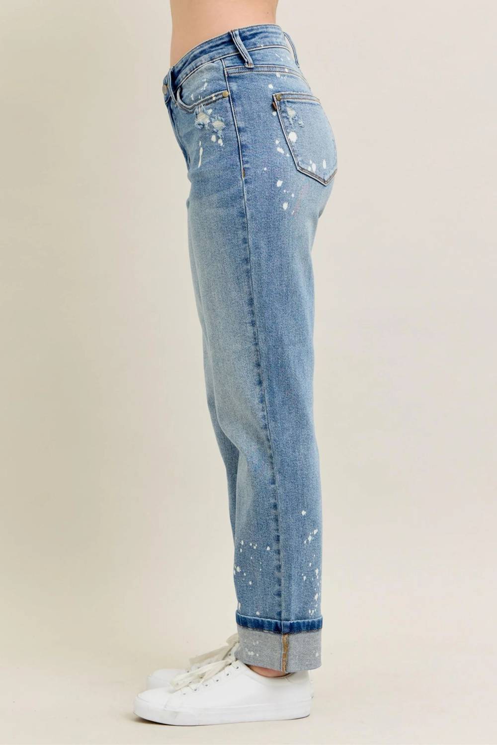 Judy Blue - Mid Rise Cuffed Boyfriend Jeans