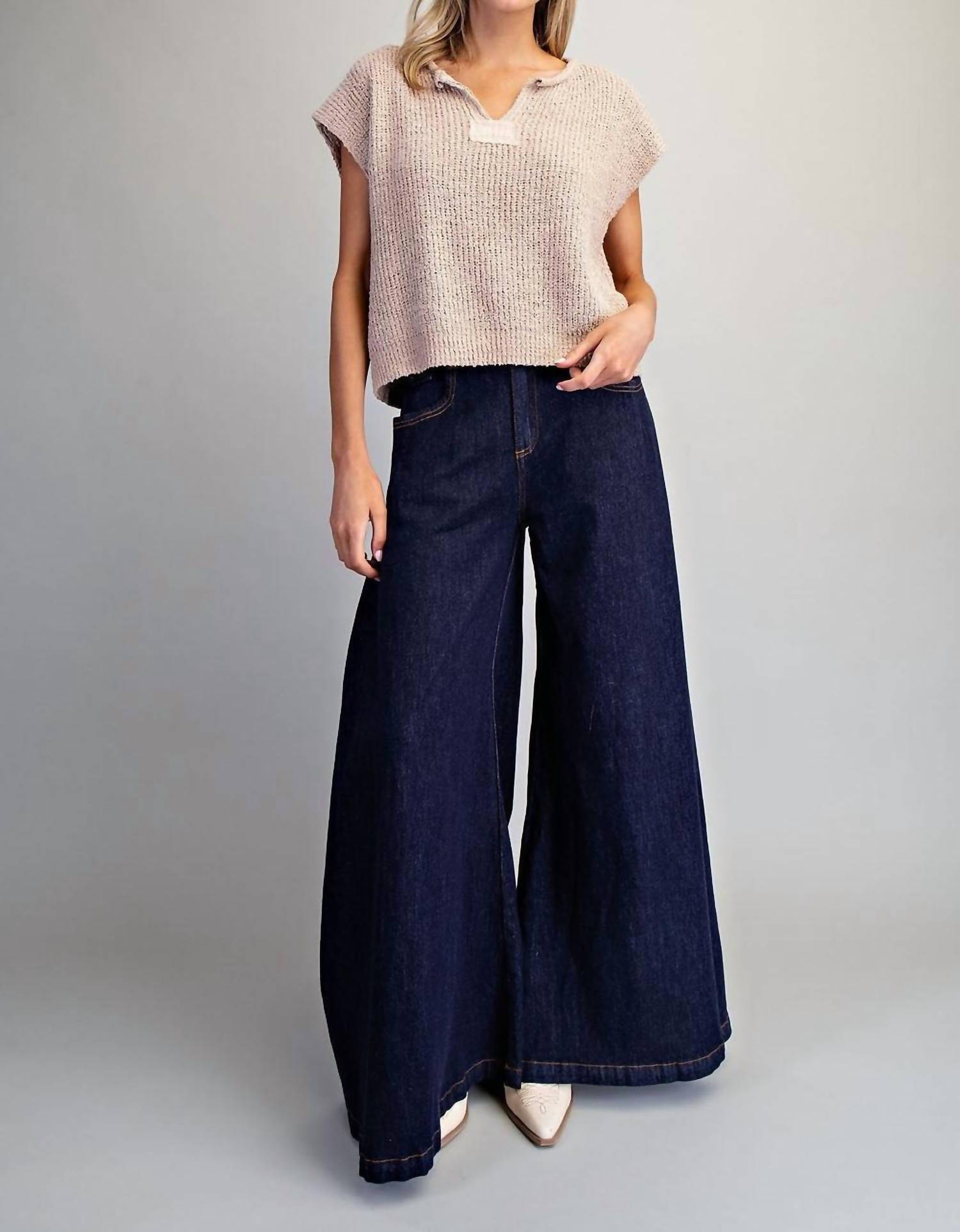 ee:some Deep Connection Top in oatmeal - women's t-shirt