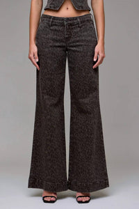 Hidden - Women's Ariana Cheetah Print Denim