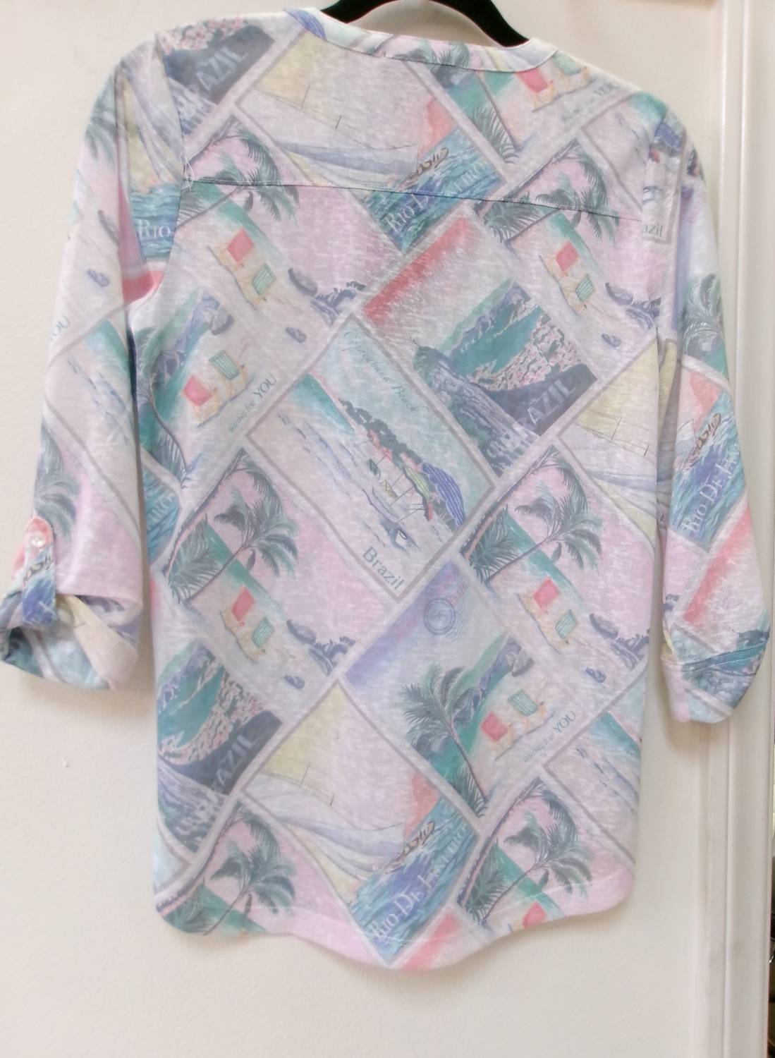 Fdj - Women's 3/4 Tab Sleeve And V-neckline Blouse