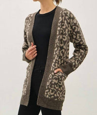 Be Cool - Leopard Jaquard Cardigan With Pockets