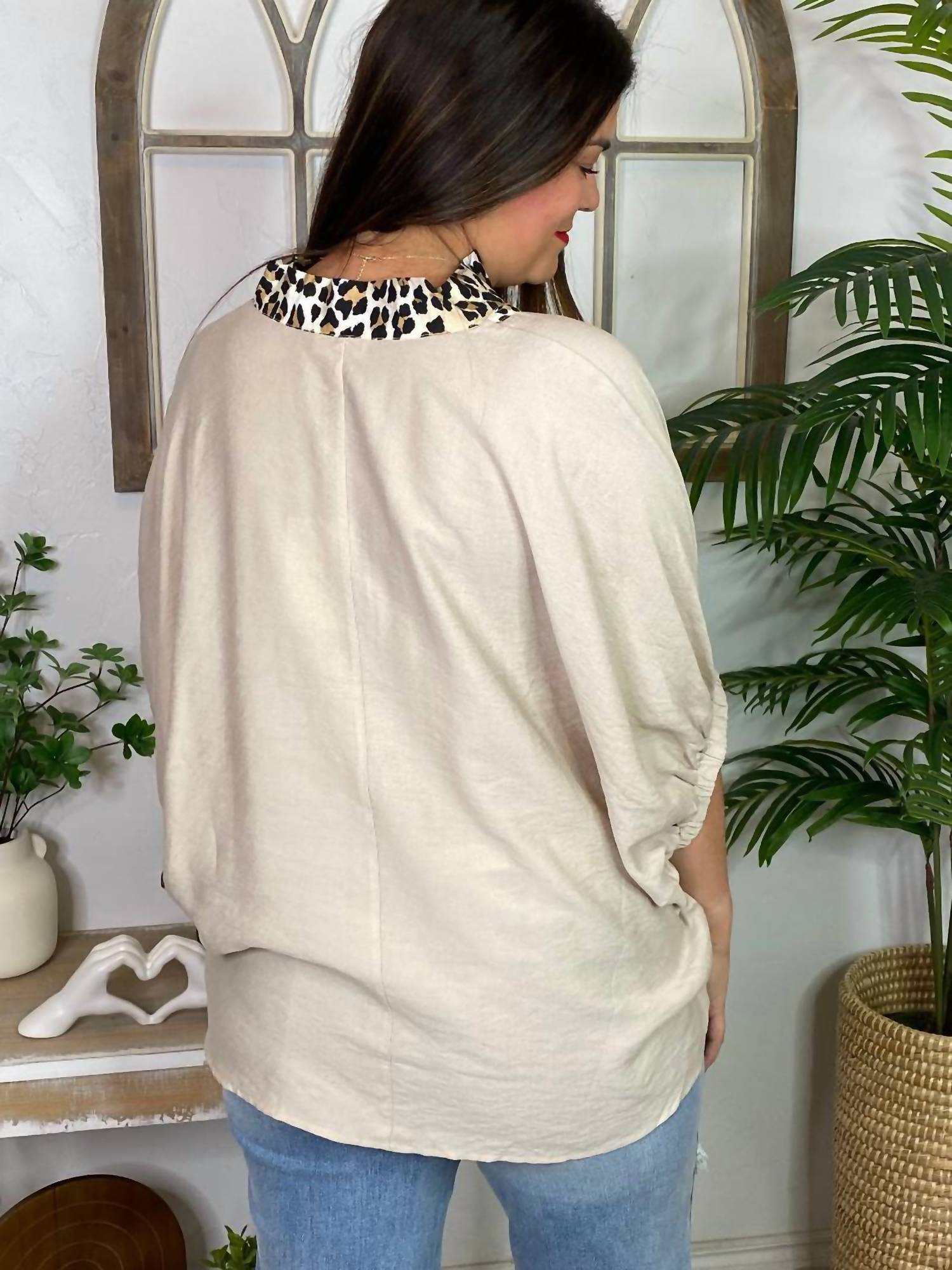 Entro - Leopard Trim V Neck Blouse - Plus