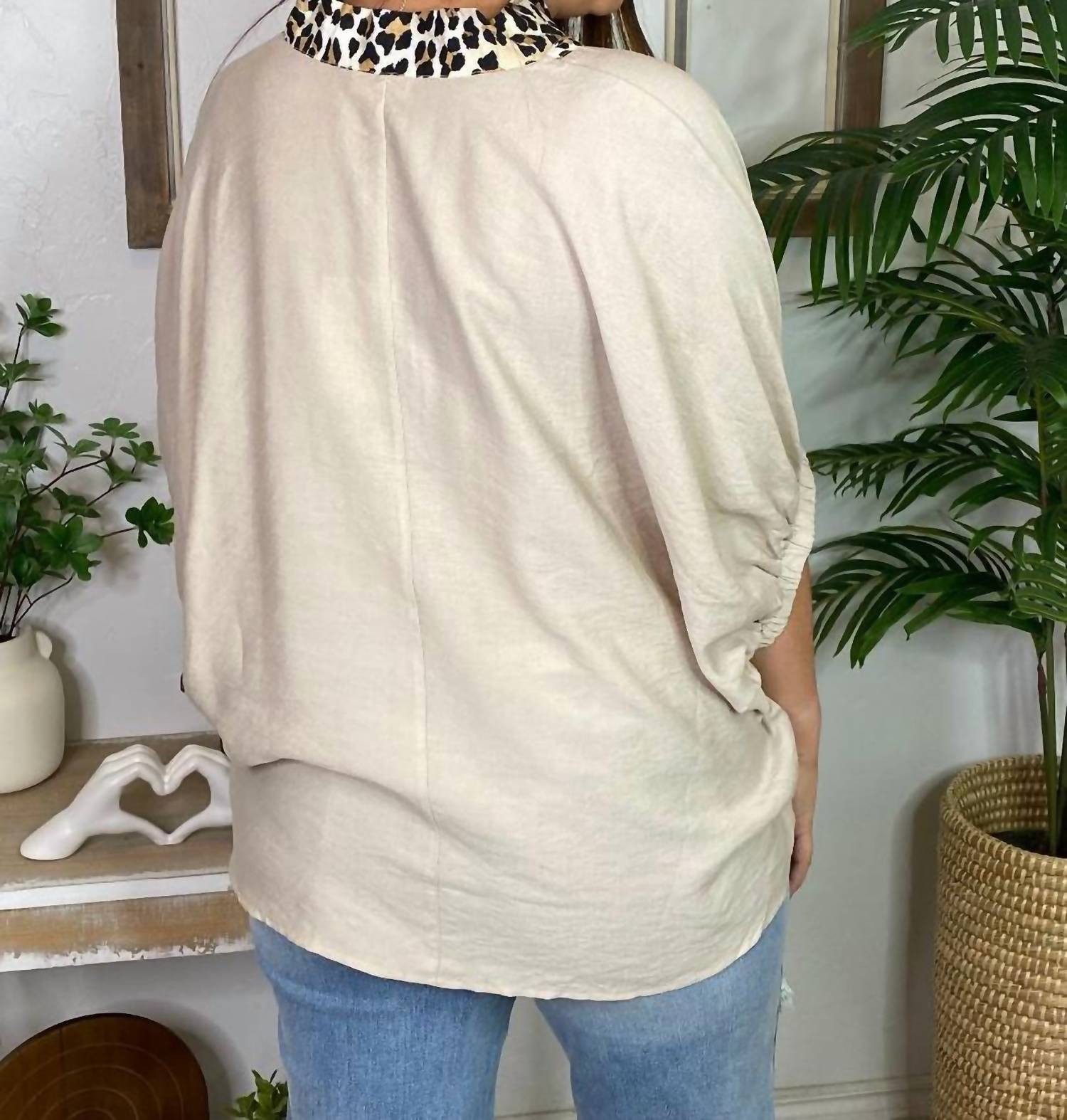 Entro - Leopard Trim V Neck Blouse - Plus