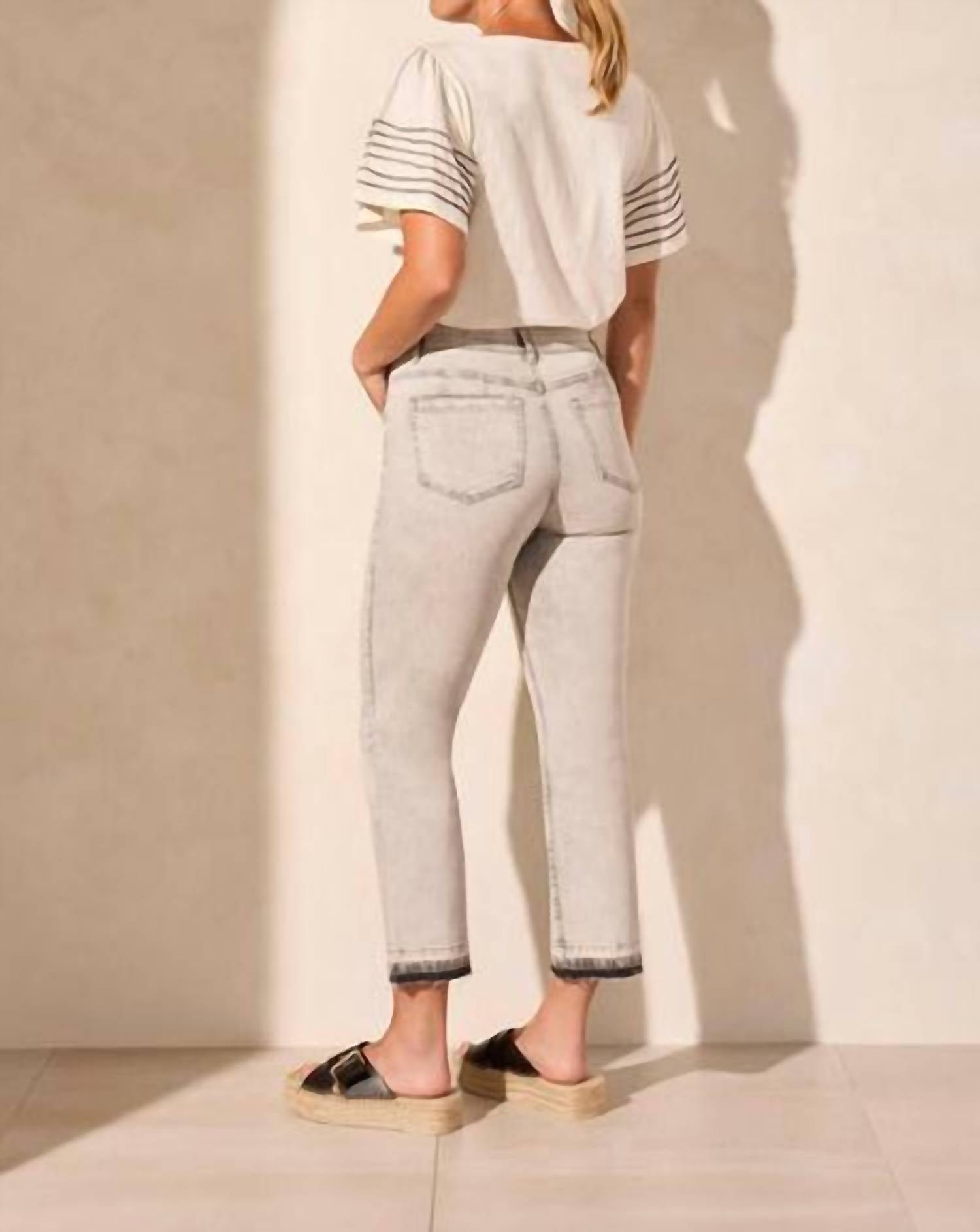 Tribal - Sophia Curvy Micro Flare Crop Jeans