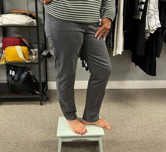 Lulu-B - Studded Sparkle Pants