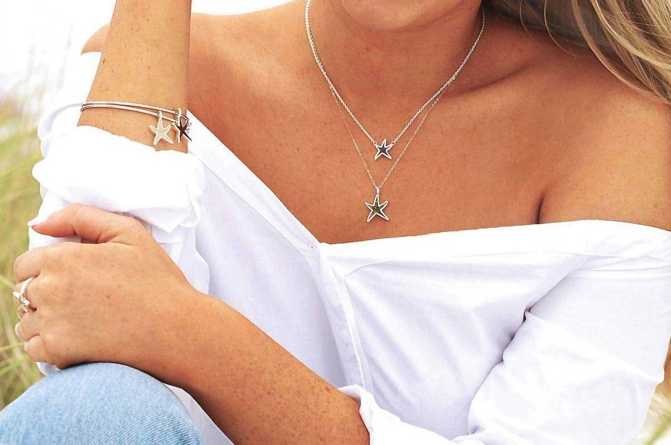 Dune Jewelry - Delicate Starfish Shaped Drop Earrings