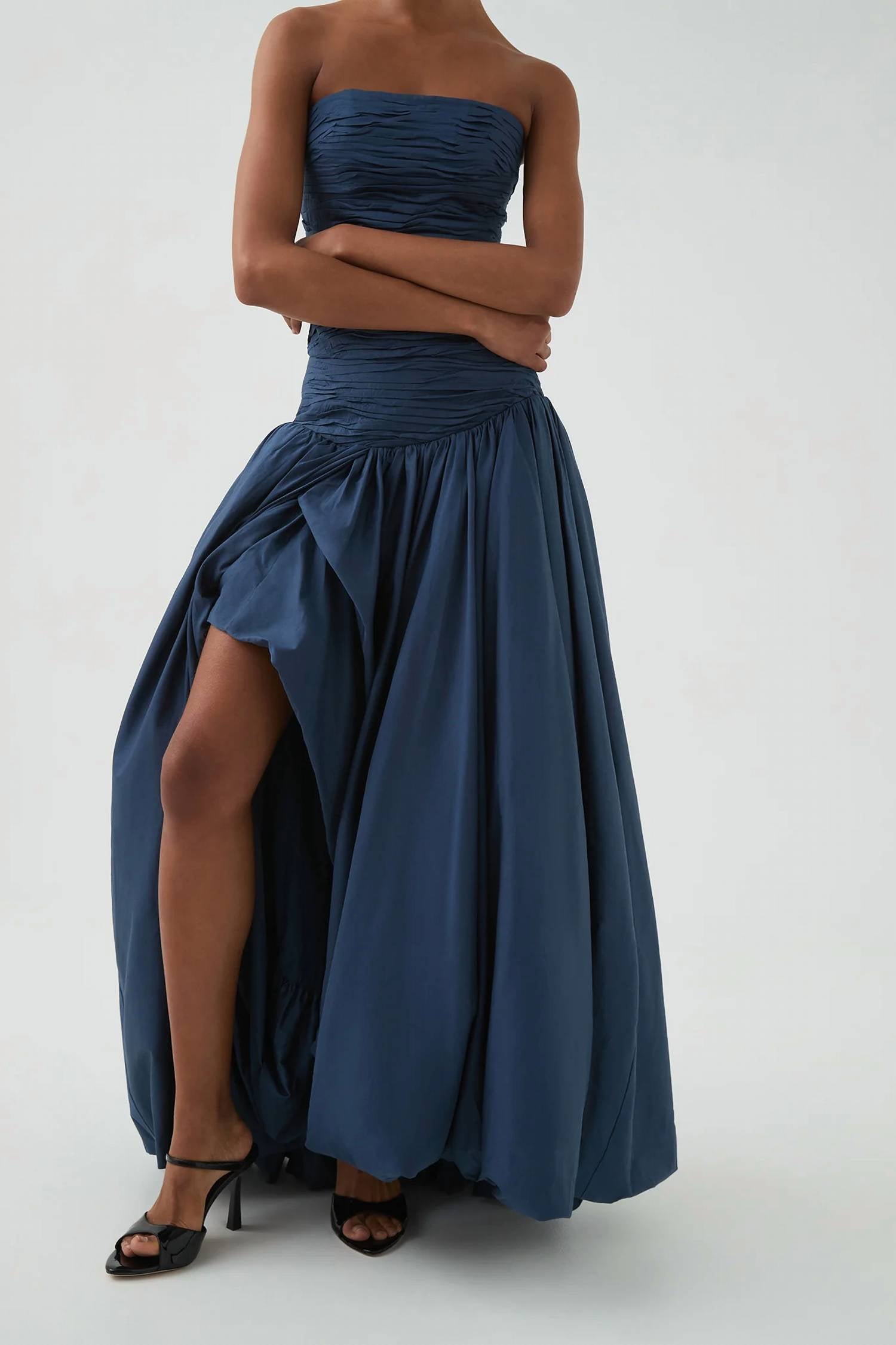 Aje. - BUBBLE HIGH SLIT RUCHED SKIRT