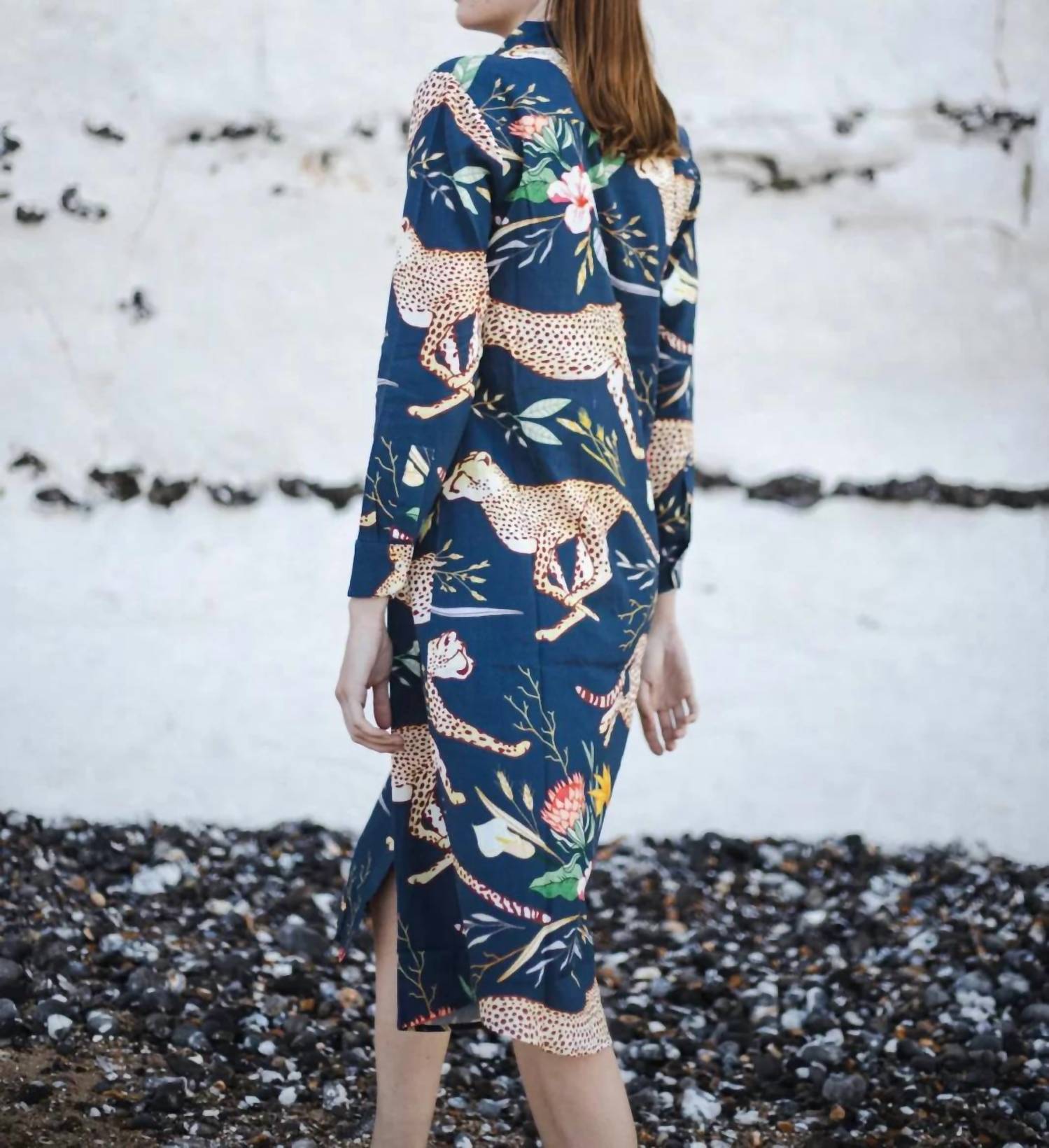 Las Surenas - Cheetah Running Tunic