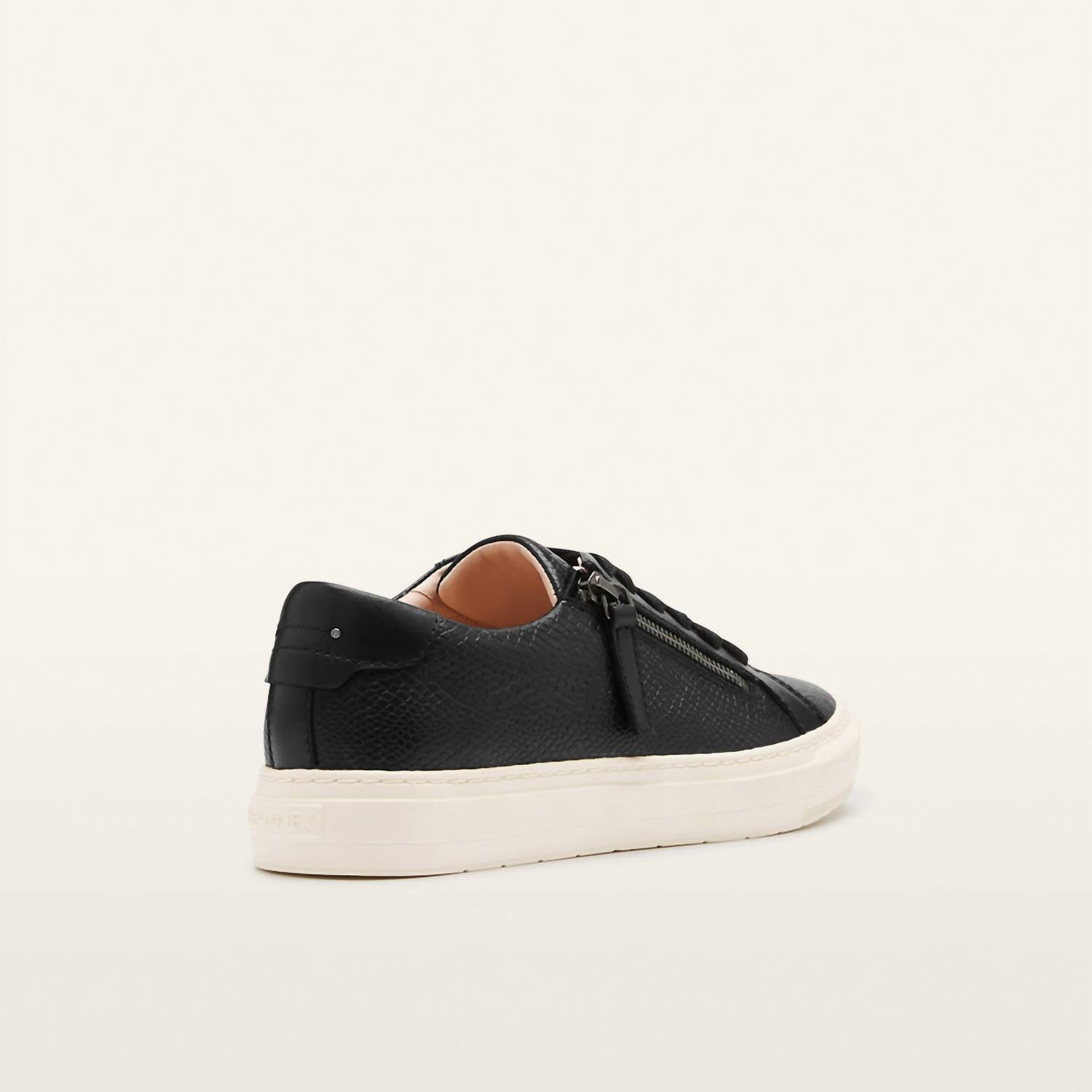 Frankie4 - Billie Embossed Sneaker