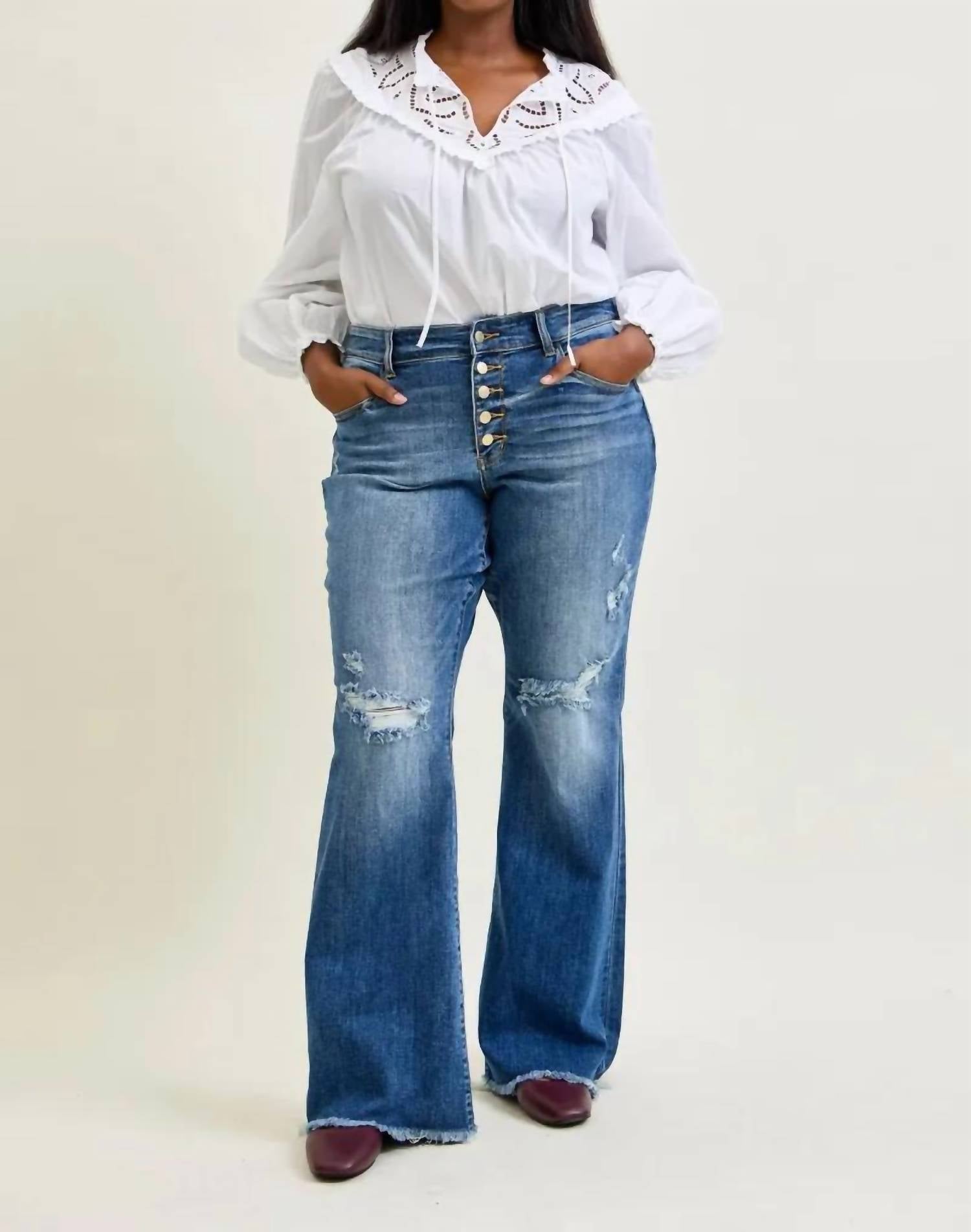 Judy Blue - Mid Rise Flare Jean