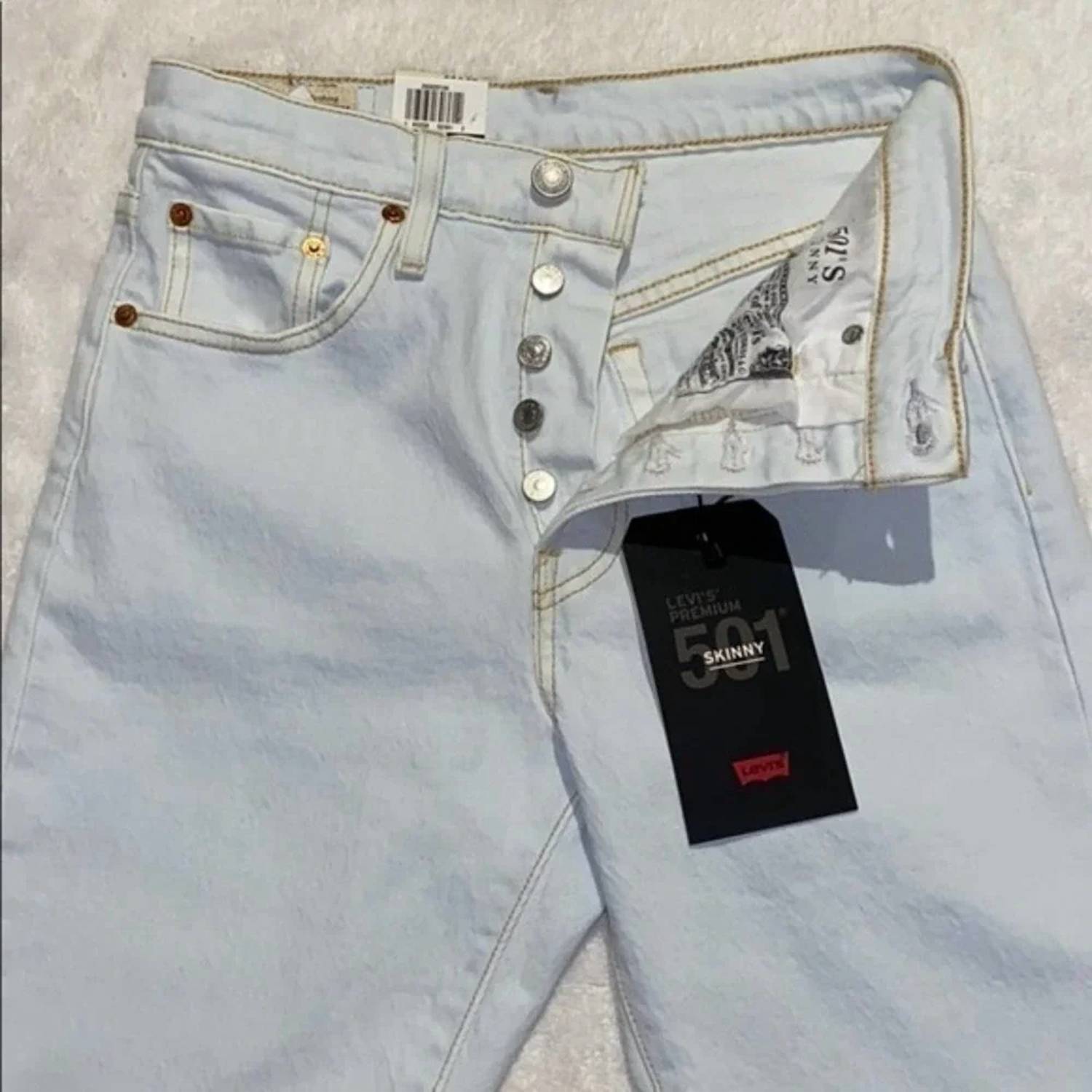 Levi'S - Women's Premium 501® Skinny Jeans