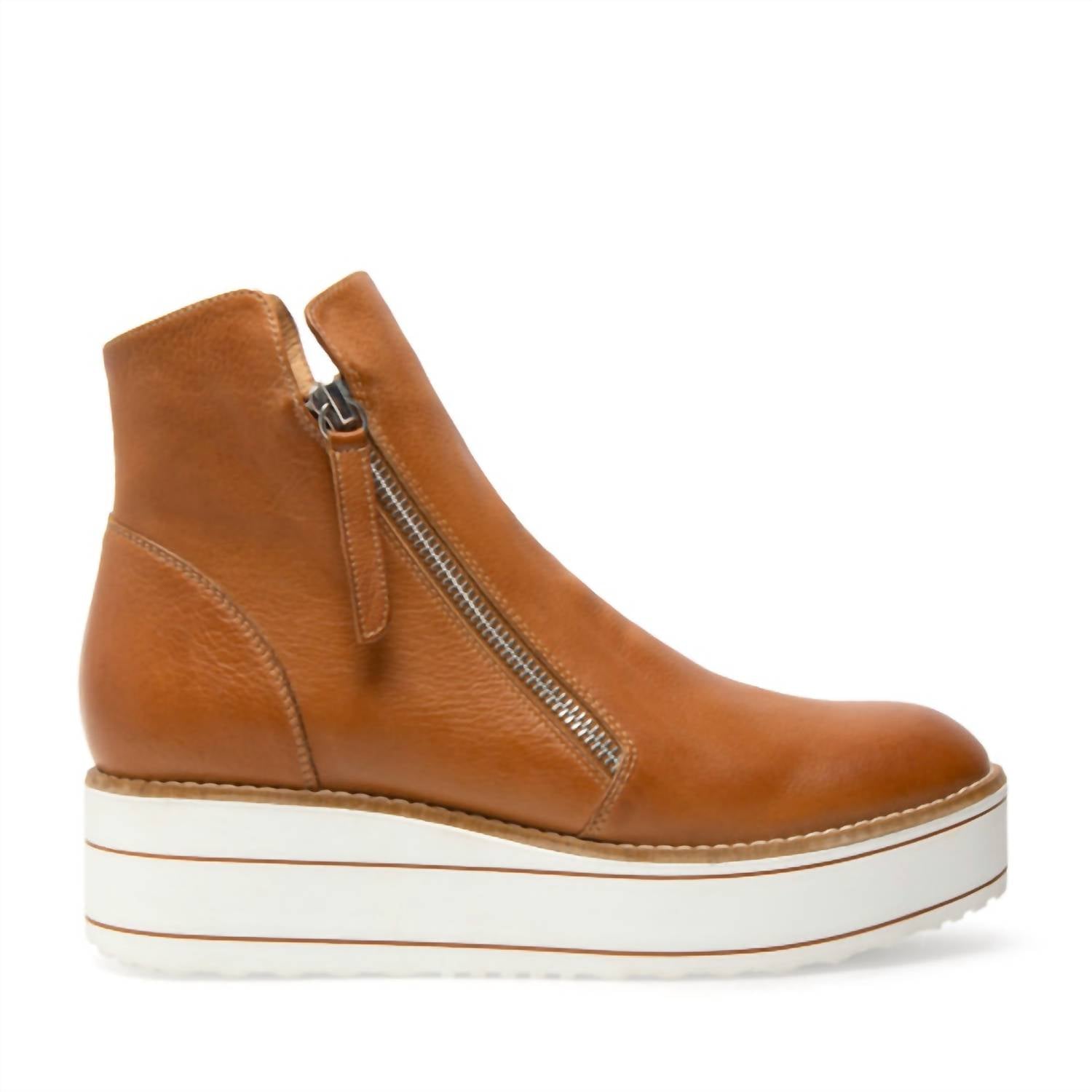 Silent D - Women's Nene To Zip Slip On Leather Comfort Boots