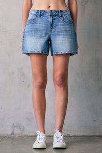 Hidden - Classic Mid-rise Barrel Shorts