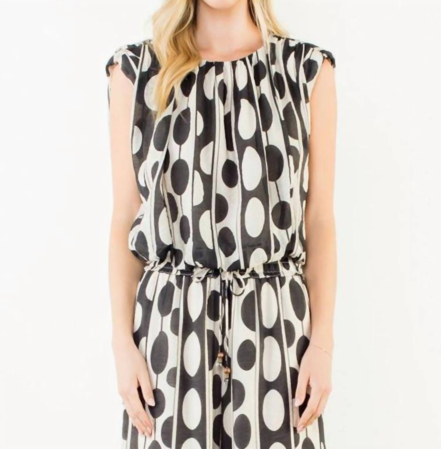 Thml - Sleeveless Geometric Patterned Top