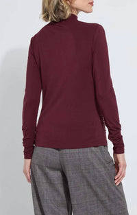 Lysse - Jovita Funnel neck blouse