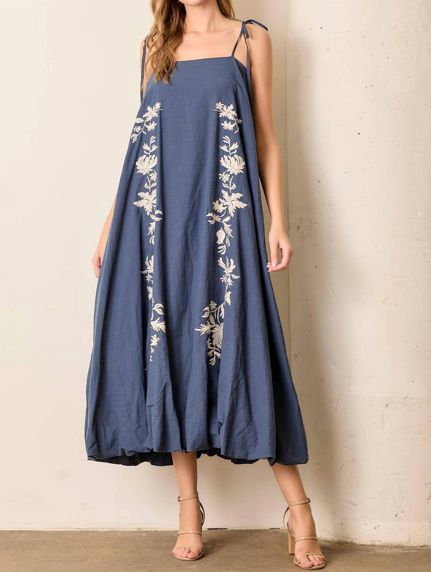 Polagram - Bonnie Embroidered Tie Strap Bubble Midi Dress
