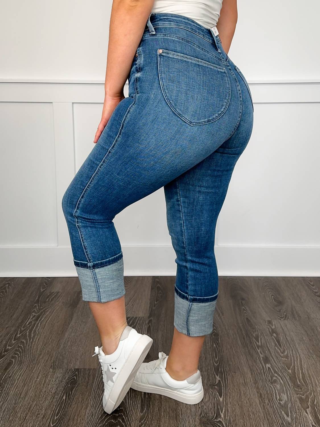 Judy Blue - Rylee "butt Lifting" Tummy Control High-rise Capris Jean