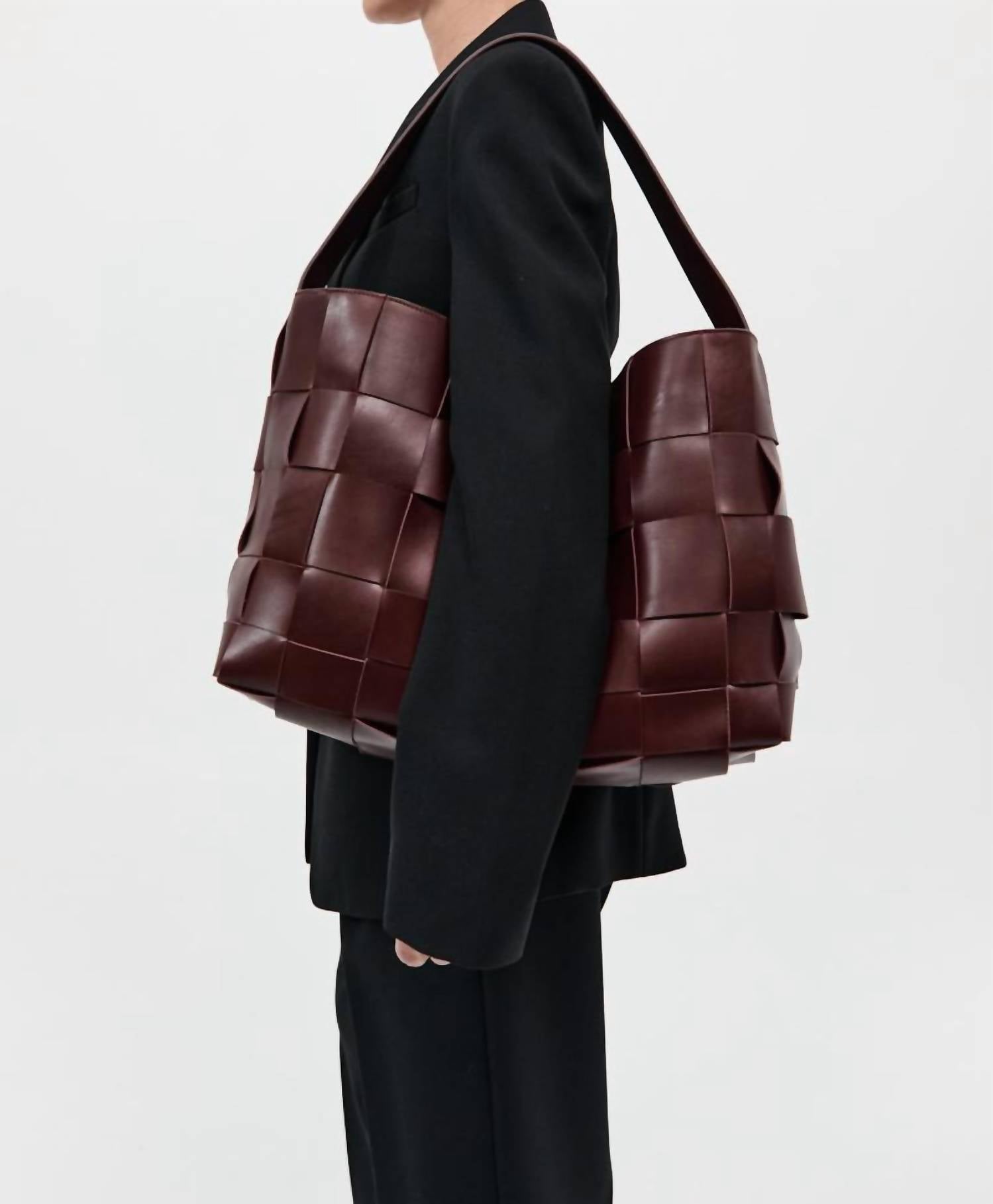 St. Agni - Women's Woven Large Tote