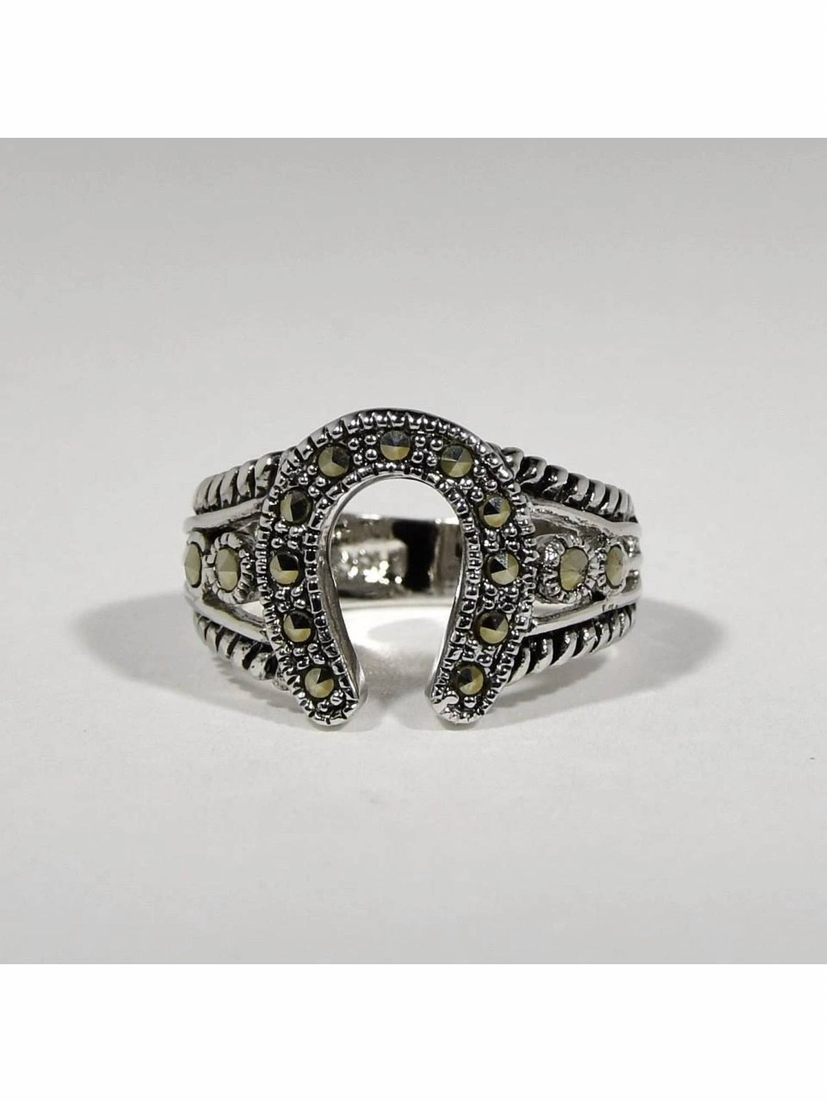 Faire - Horseshoe Rhodium Plated Ring
