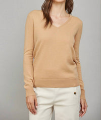 Fate By Lfd - Cynthia Classic V Neck Sweater