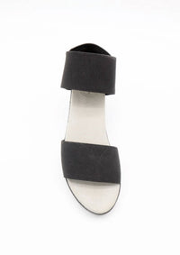 Charleston Shoe Co. - Women's New Monterey Sandal