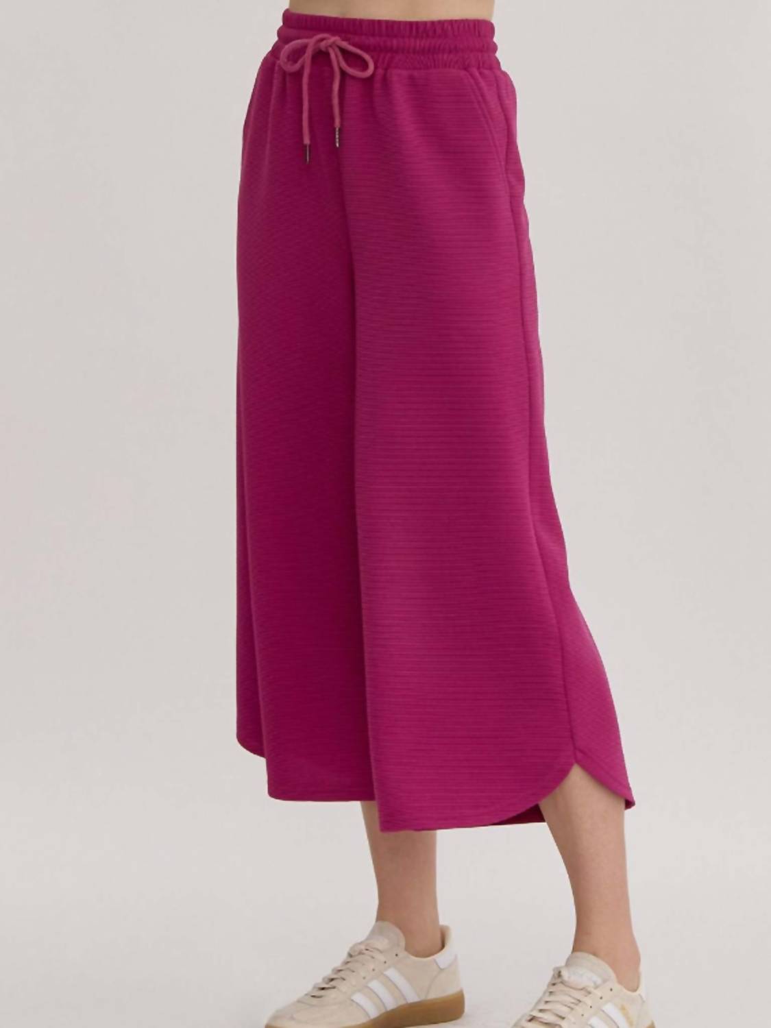 Entro - Ribbed Wide Leg Pants