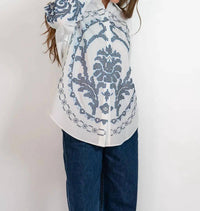 ALEMAIS Hazel Relaxed Shirt in white - women's shirt - detail view