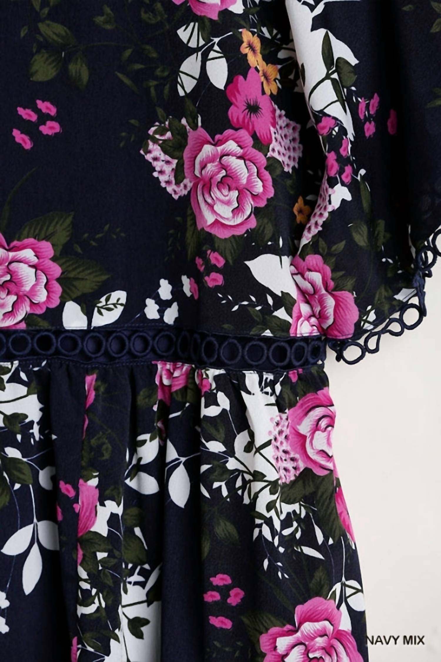 Umgee - Women's Floral V-neck Crochet Detail Dress
