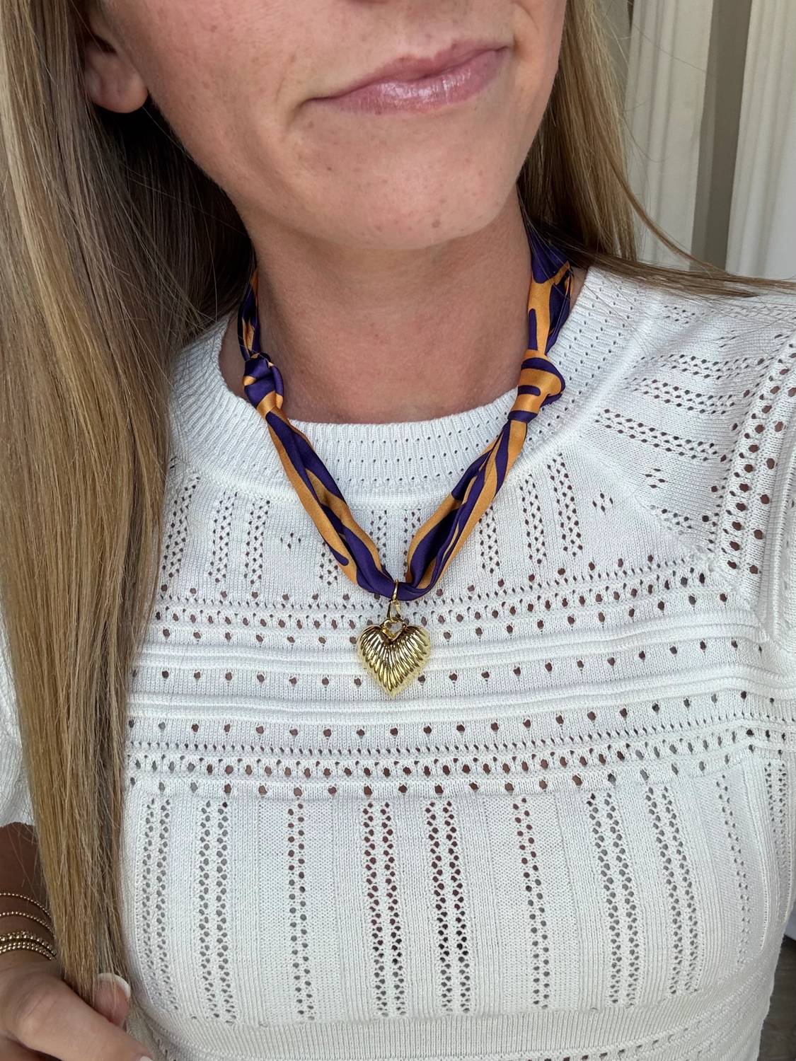 Caroline Hill - Women's Scarf Necklace With Heart Charm