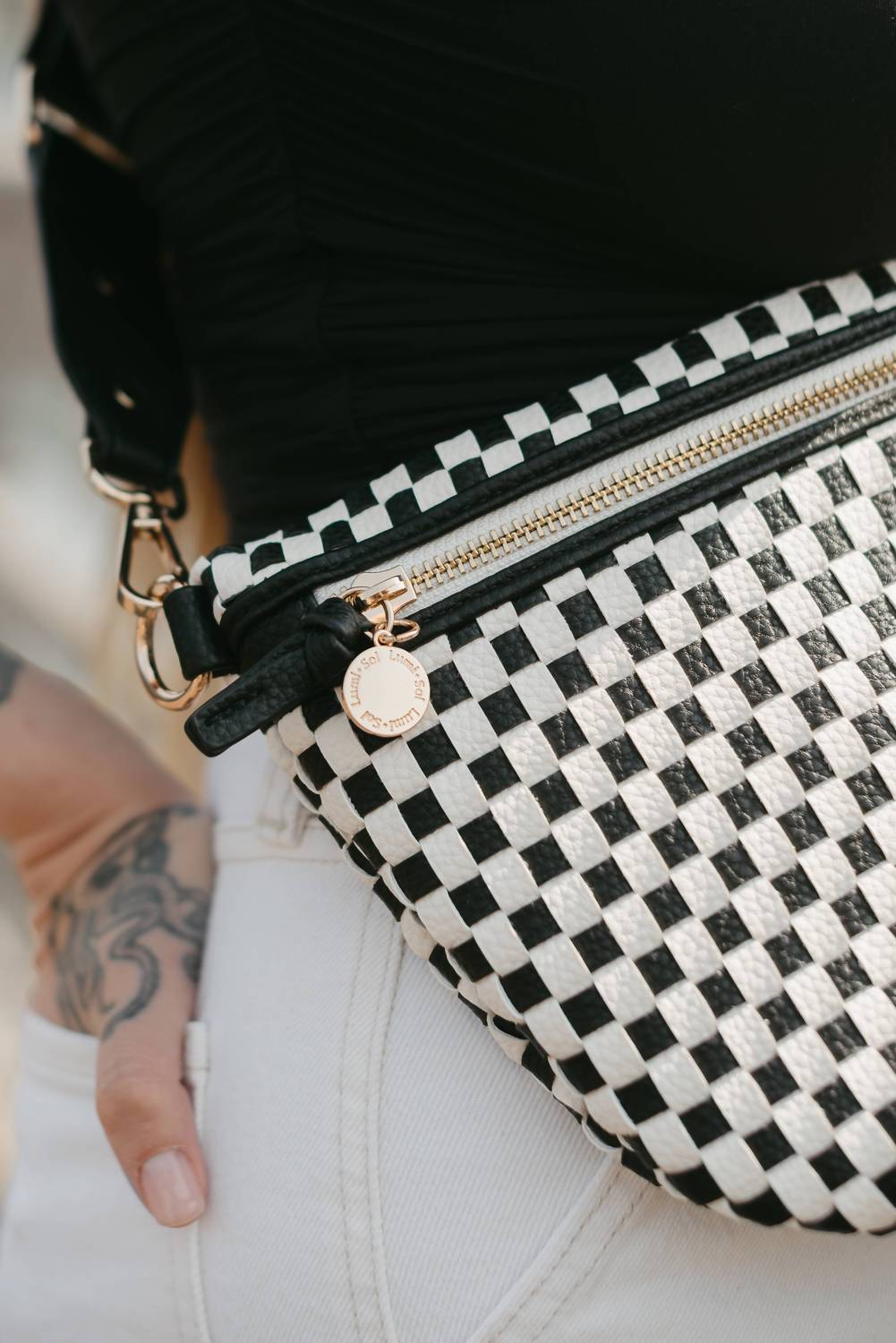 Lumi + Sol - Women's Woven Crossbody Bag