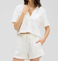 Allison - Capri Drawstring Shorts