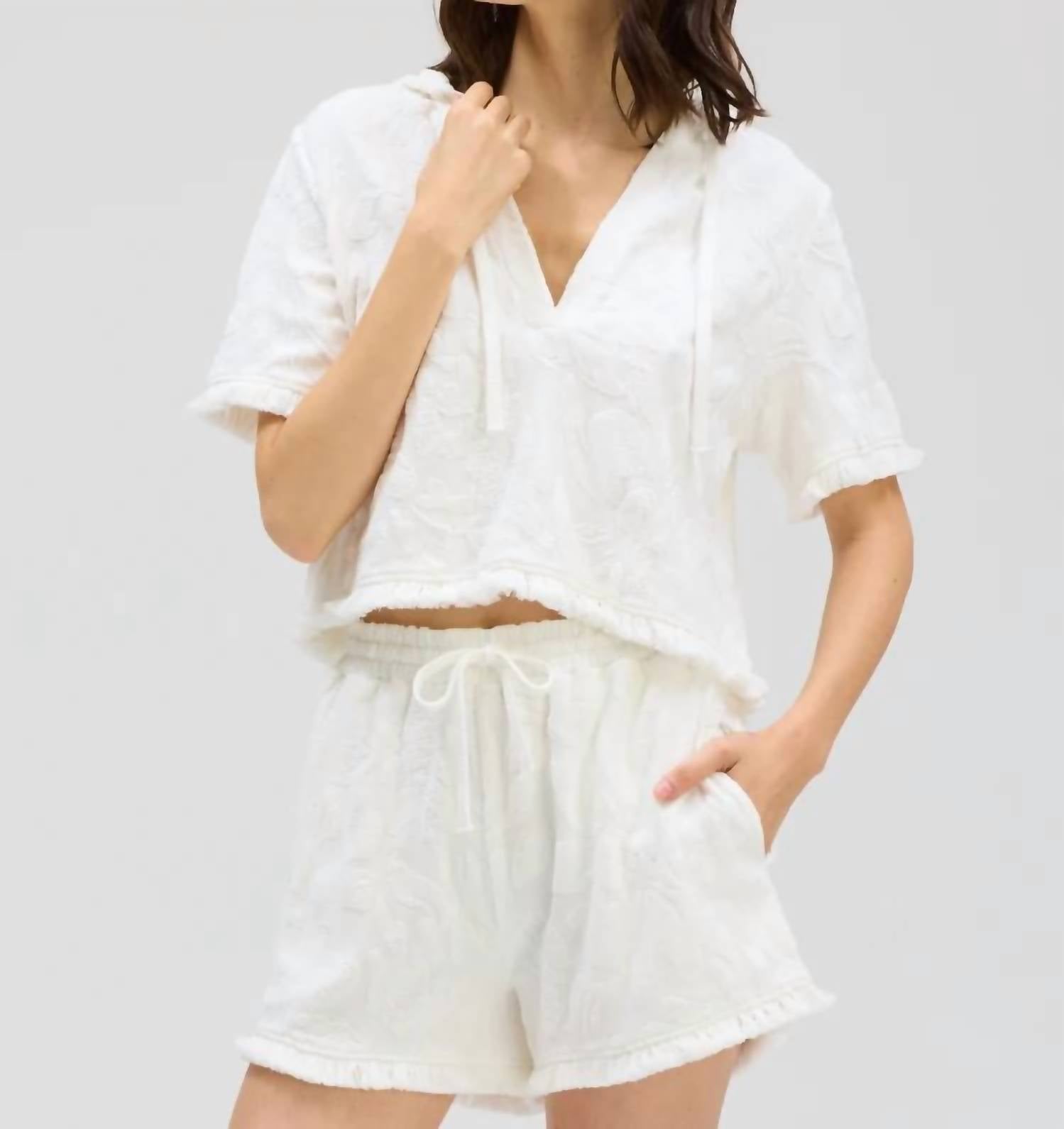 Allison - Capri Drawstring Shorts