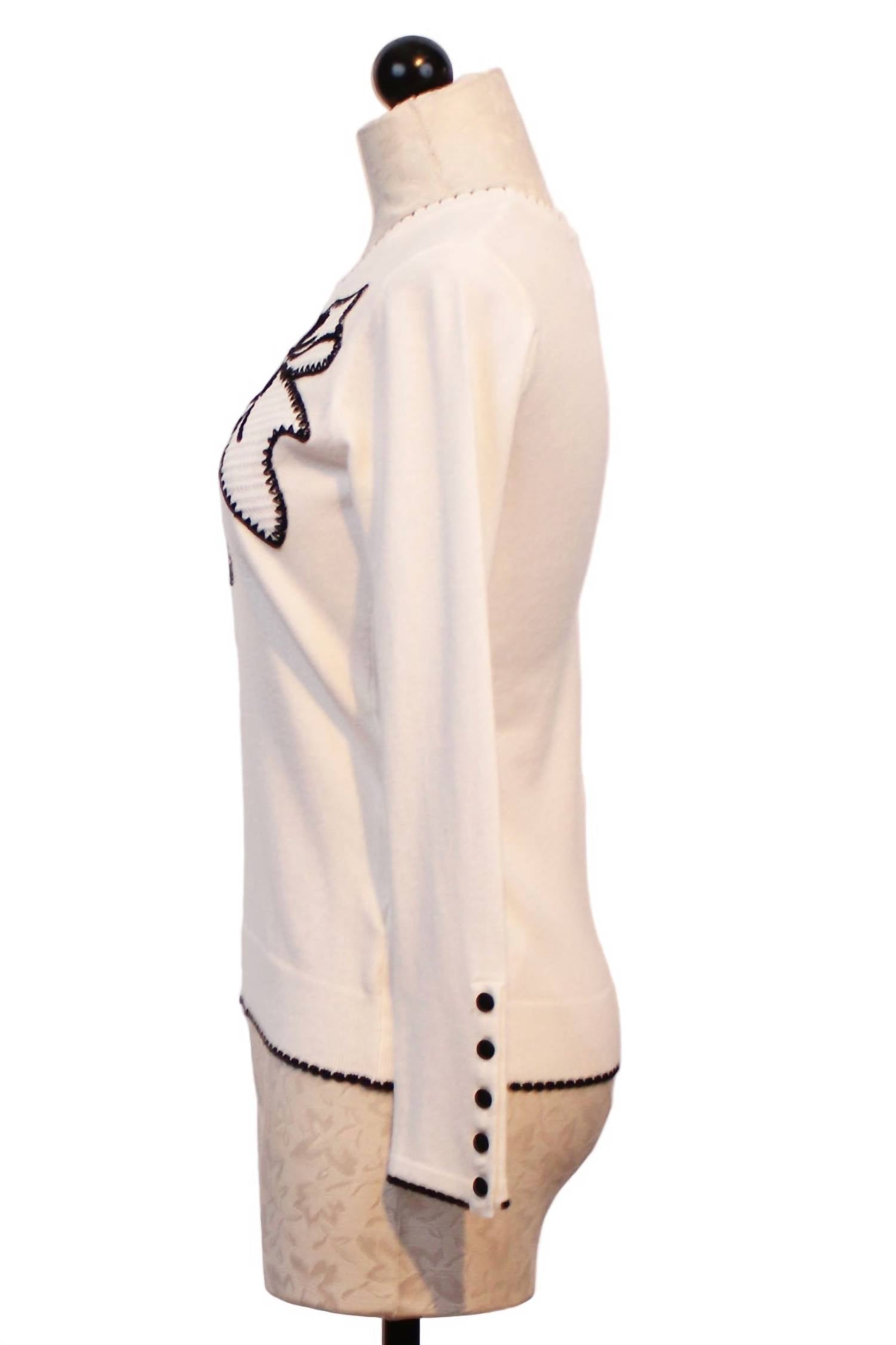 Leo Ugo - Women's Embroidered Bow Sweater Top