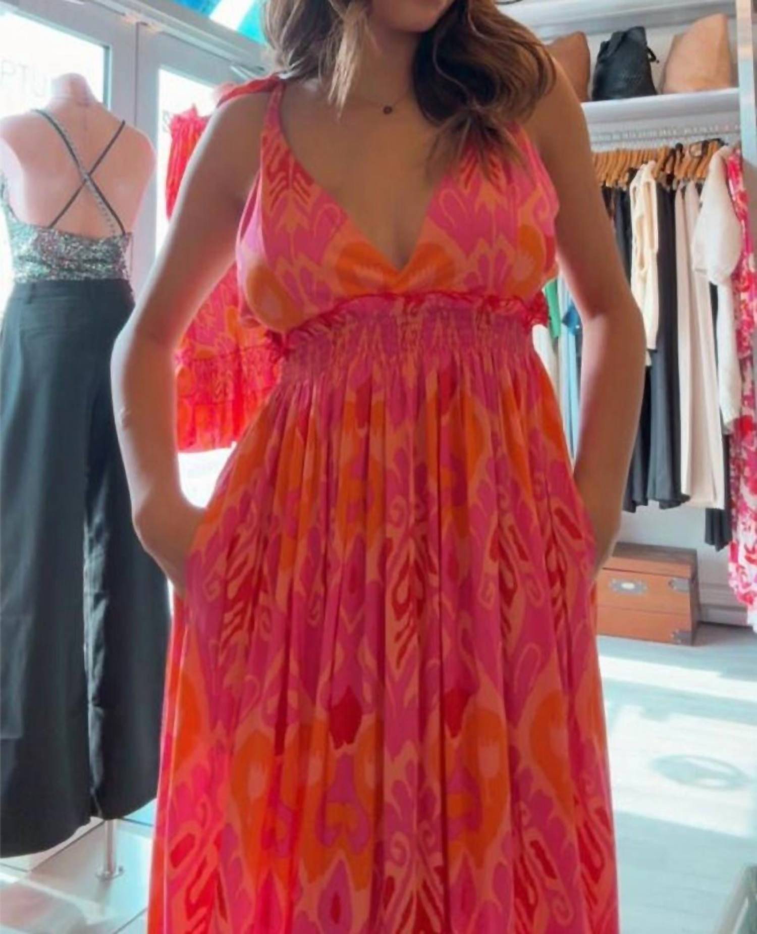 Feather & Find - Airglow Maxi Dress