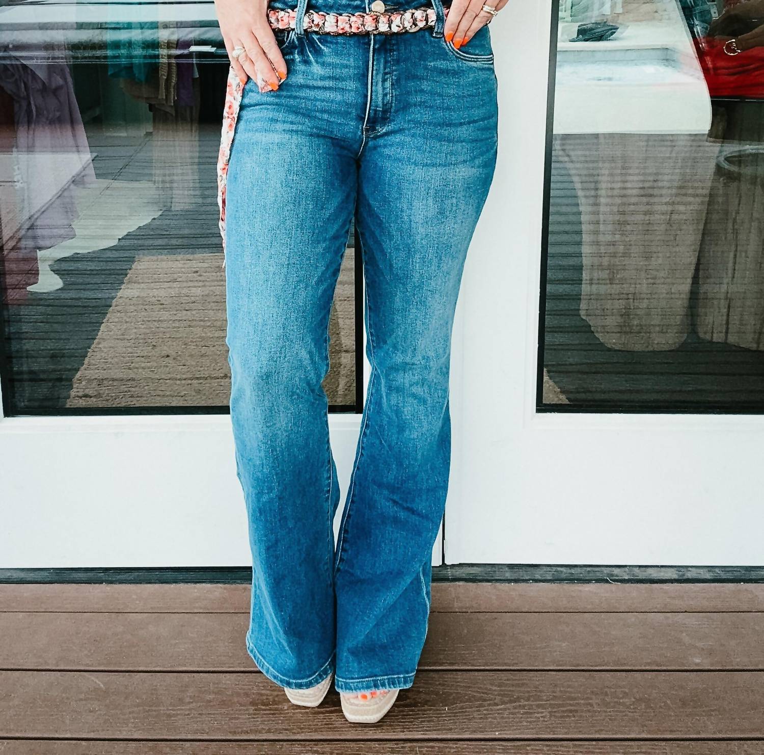 Kut From The Kloth - Ana Flare Jean