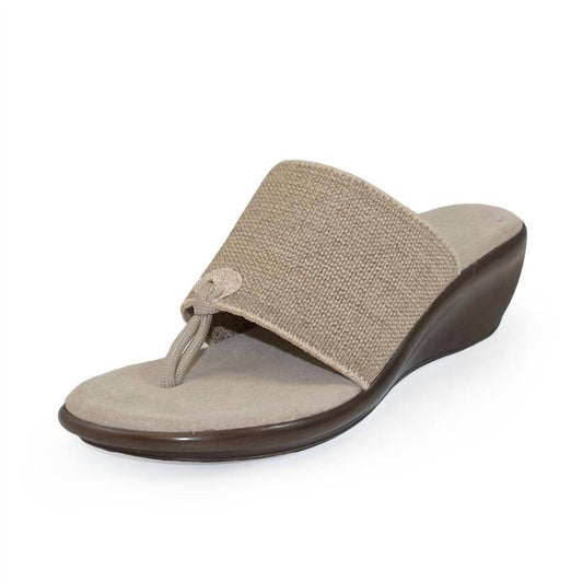 Charleston Shoe Co. - Women Hilton Sandal