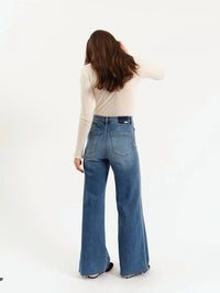 DAZE Far Out High Rise Wide Leg Jeans in vintage city - women's jeans - view 4