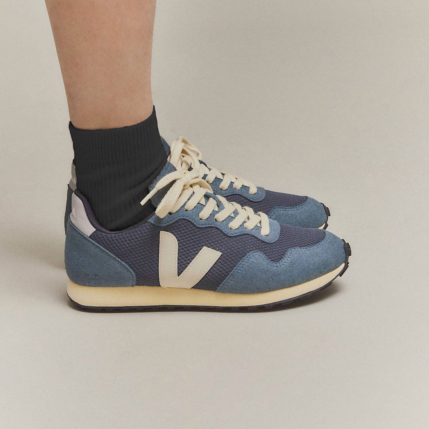 Veja - Women's Sdu Rec Alveomesh Sneakers