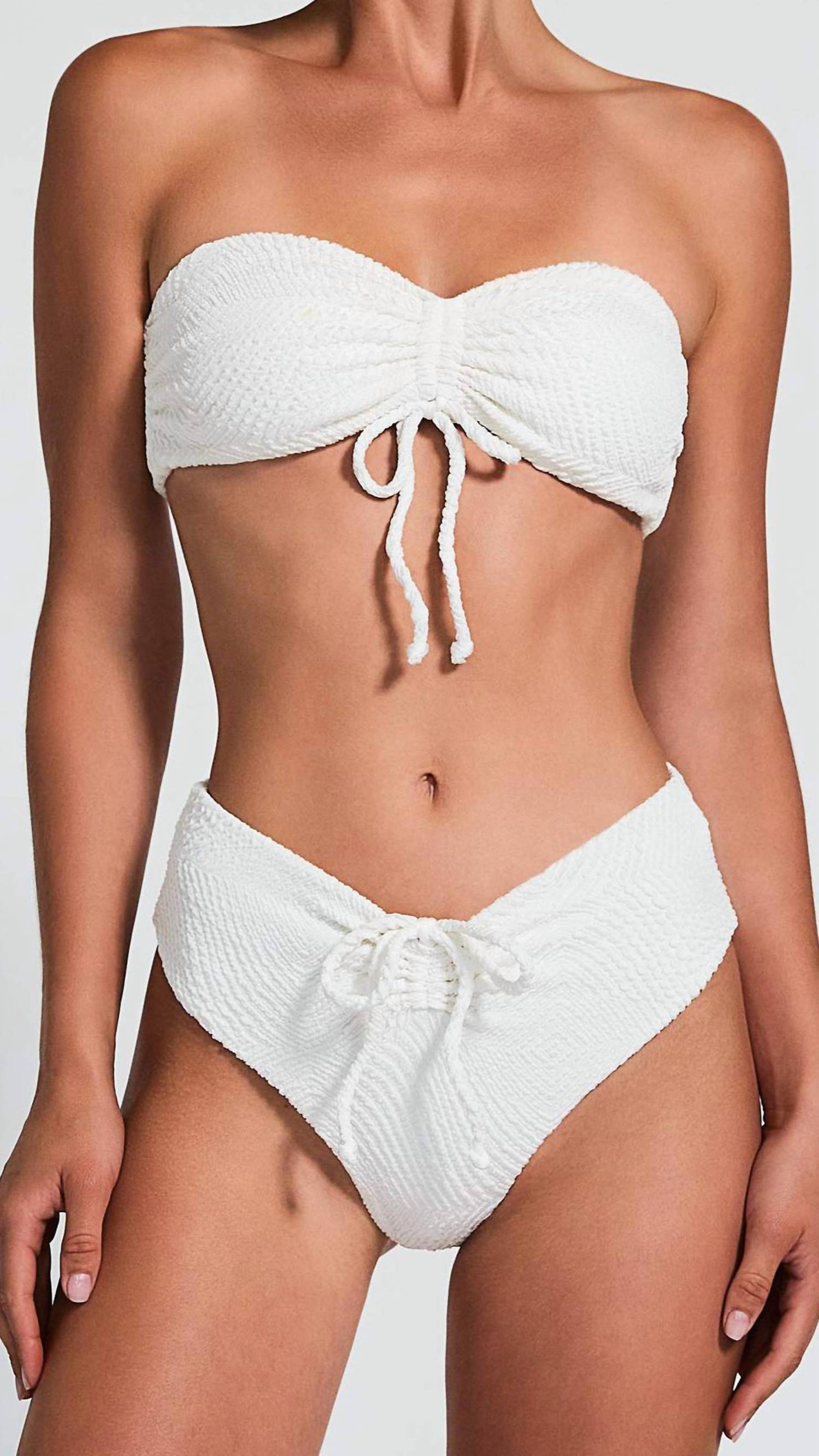 Devon Windsor - Amber V-cut Bikini Bottom