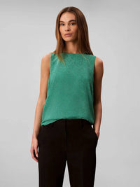 Calvin Klein - Sleeveless Round Neck Back Button Shell Top