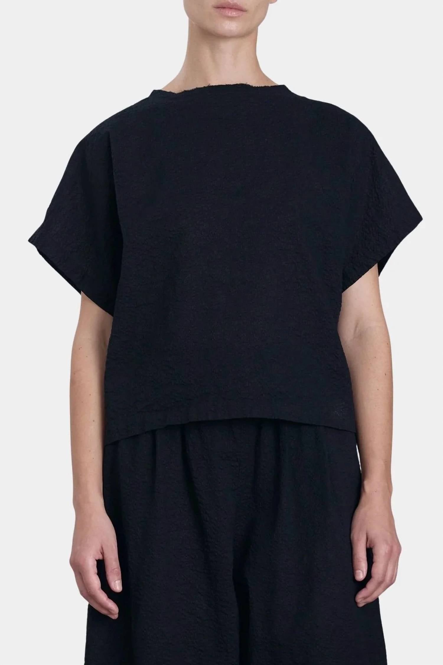 Black Crane - Boxed Top