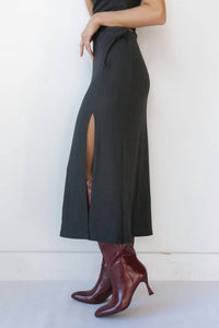 ASTR Lindy Skirt in charcoal - women's skirt - detail view