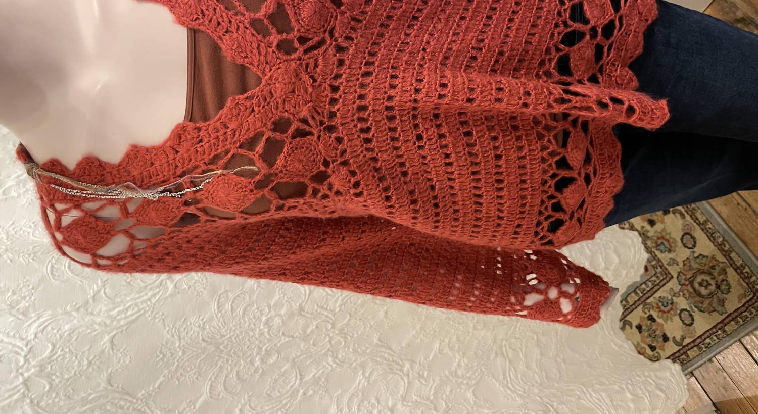 Aratta - Rust Sweater