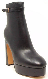 LOLA CRUZ Women's Bolbec Heeled Boot in black - women's shoe