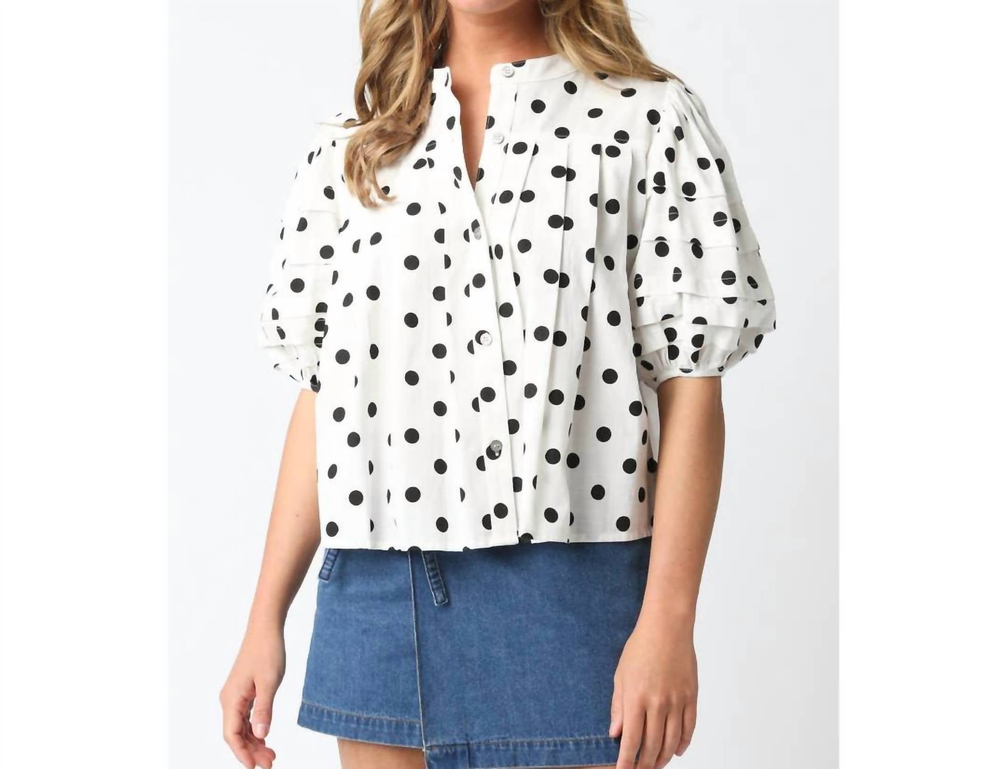Olivaceous - Women's Polka Dot Puff Sleeve Top