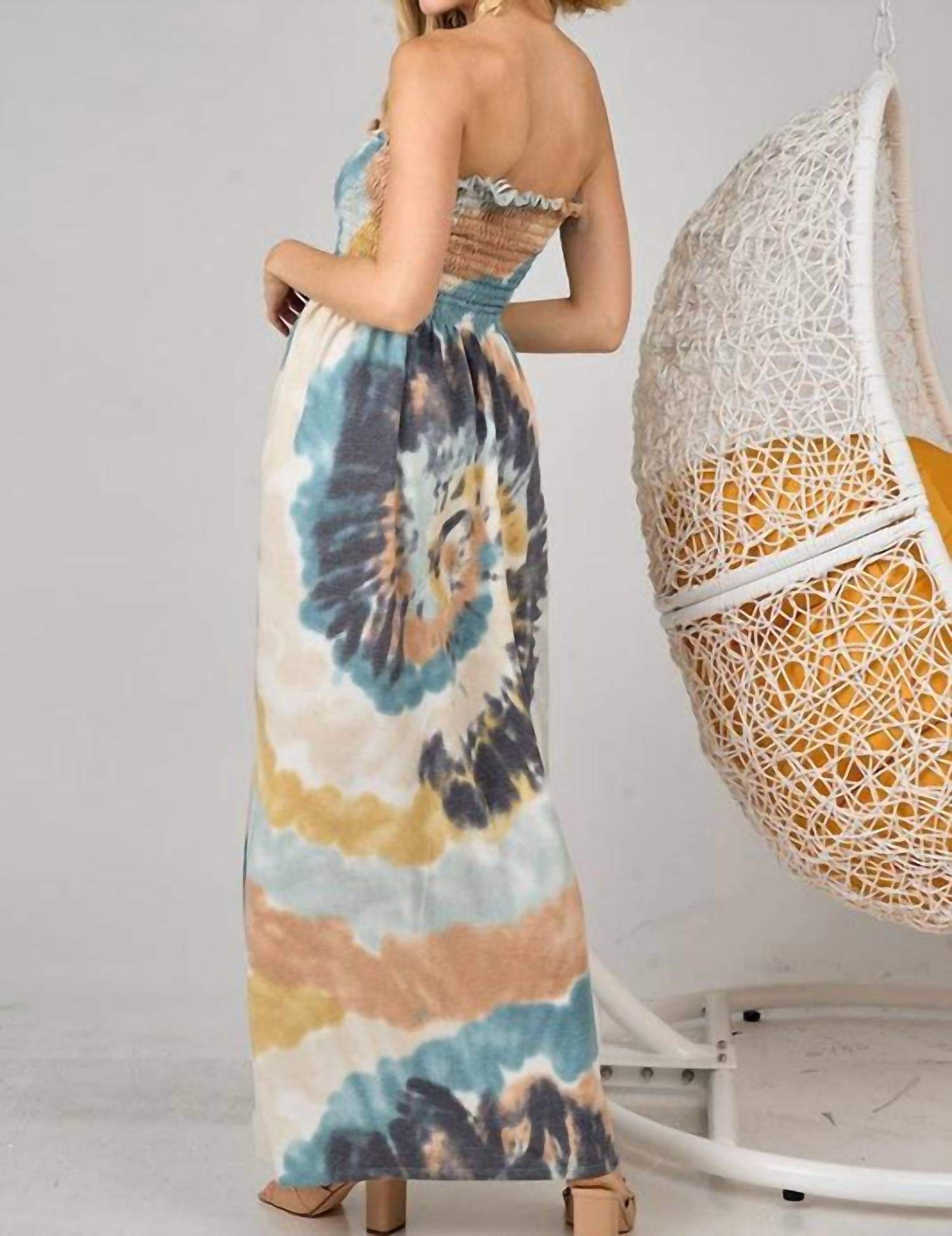 Macaron - Beachy Strapless Maxi Dress