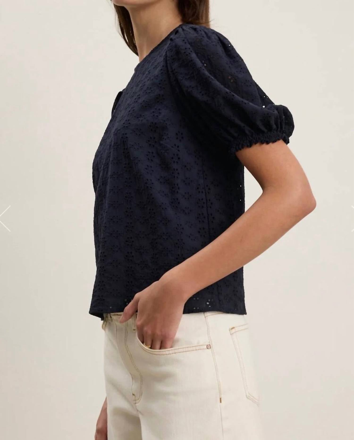 Velvet By Graham & Spencer - Dalyn Eyelet Top