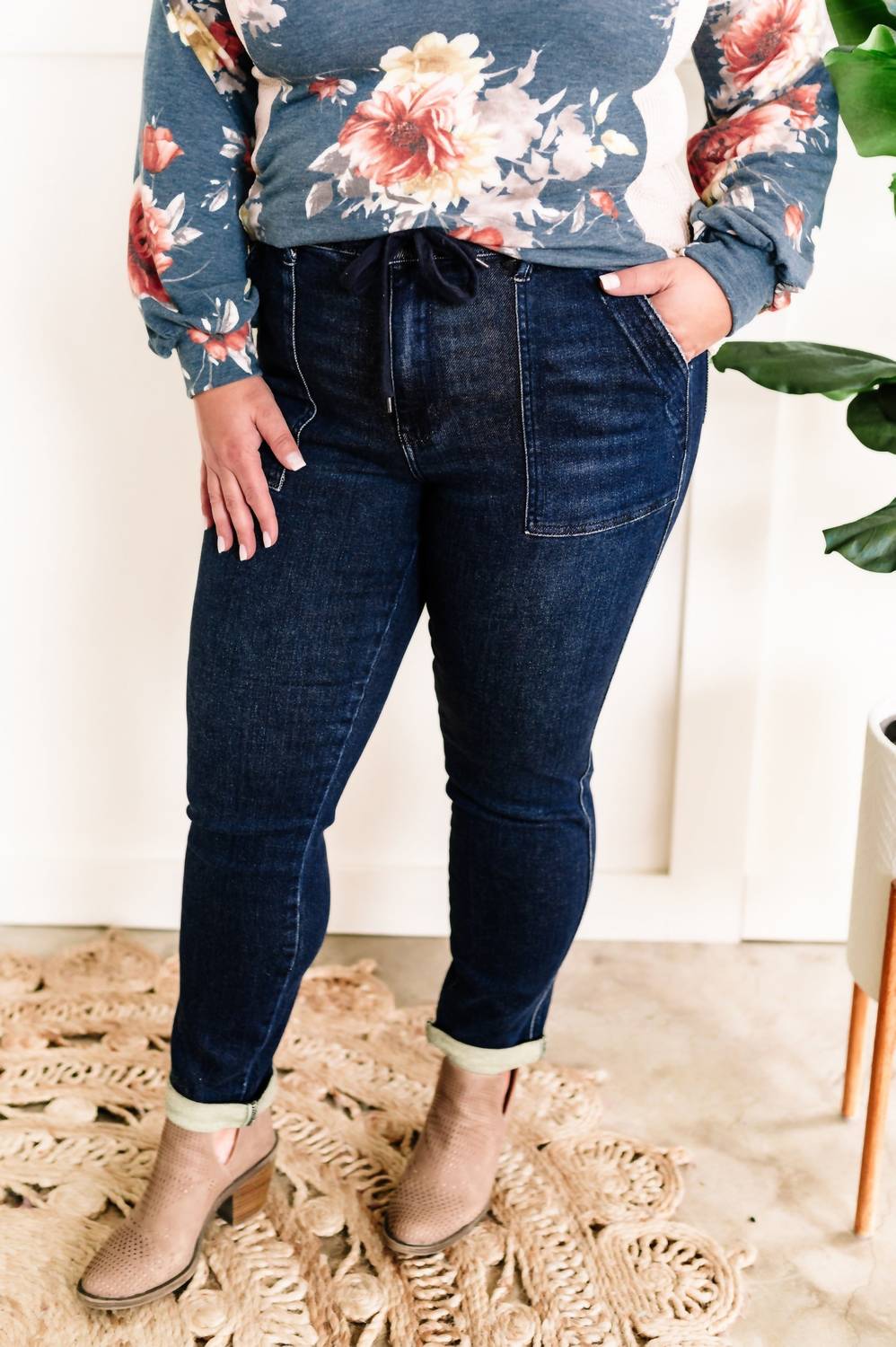 Judy Blue - Denim Cuffed Joggers Jeans
