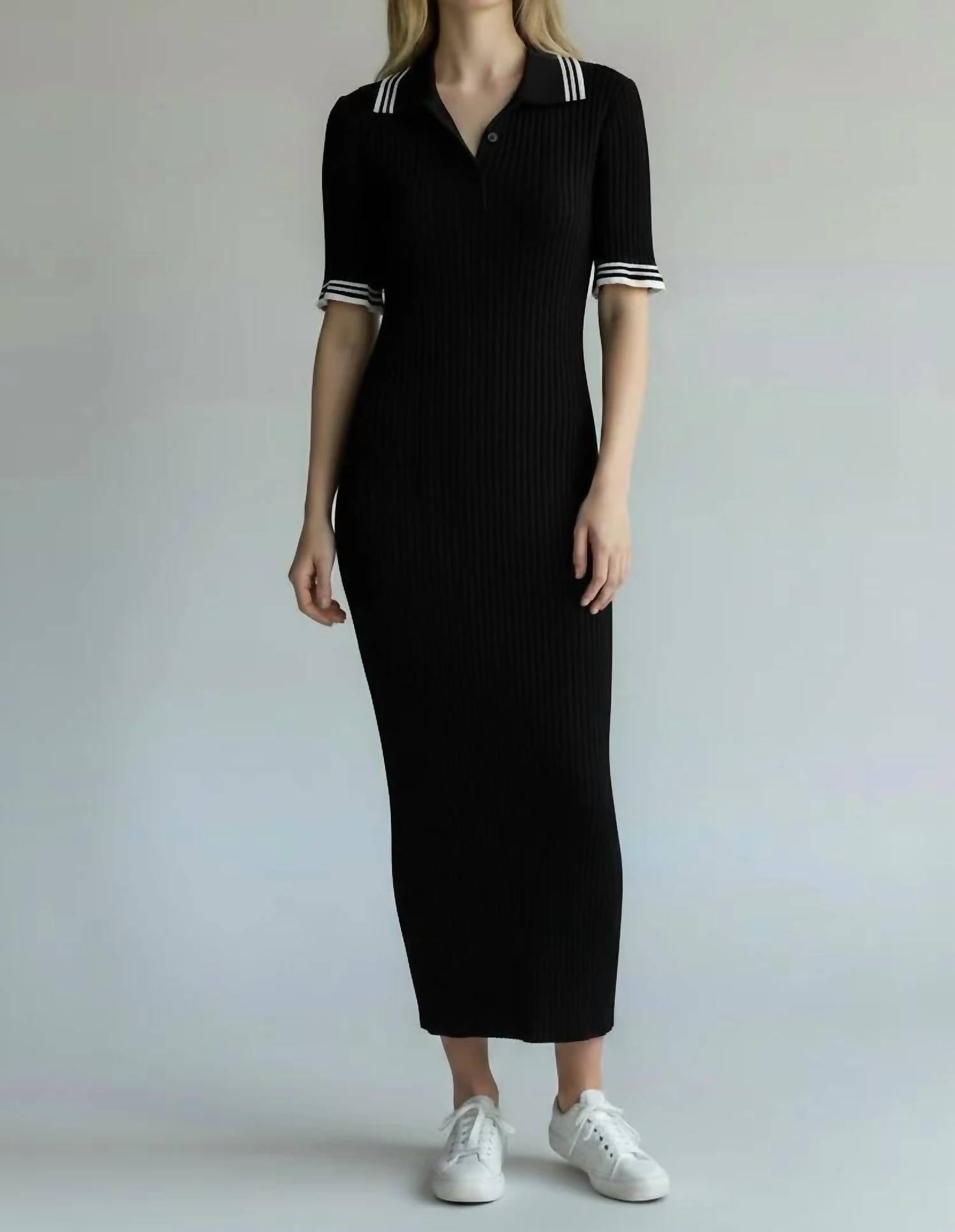 Elan - Short Sleeve V-neck Midi Dress