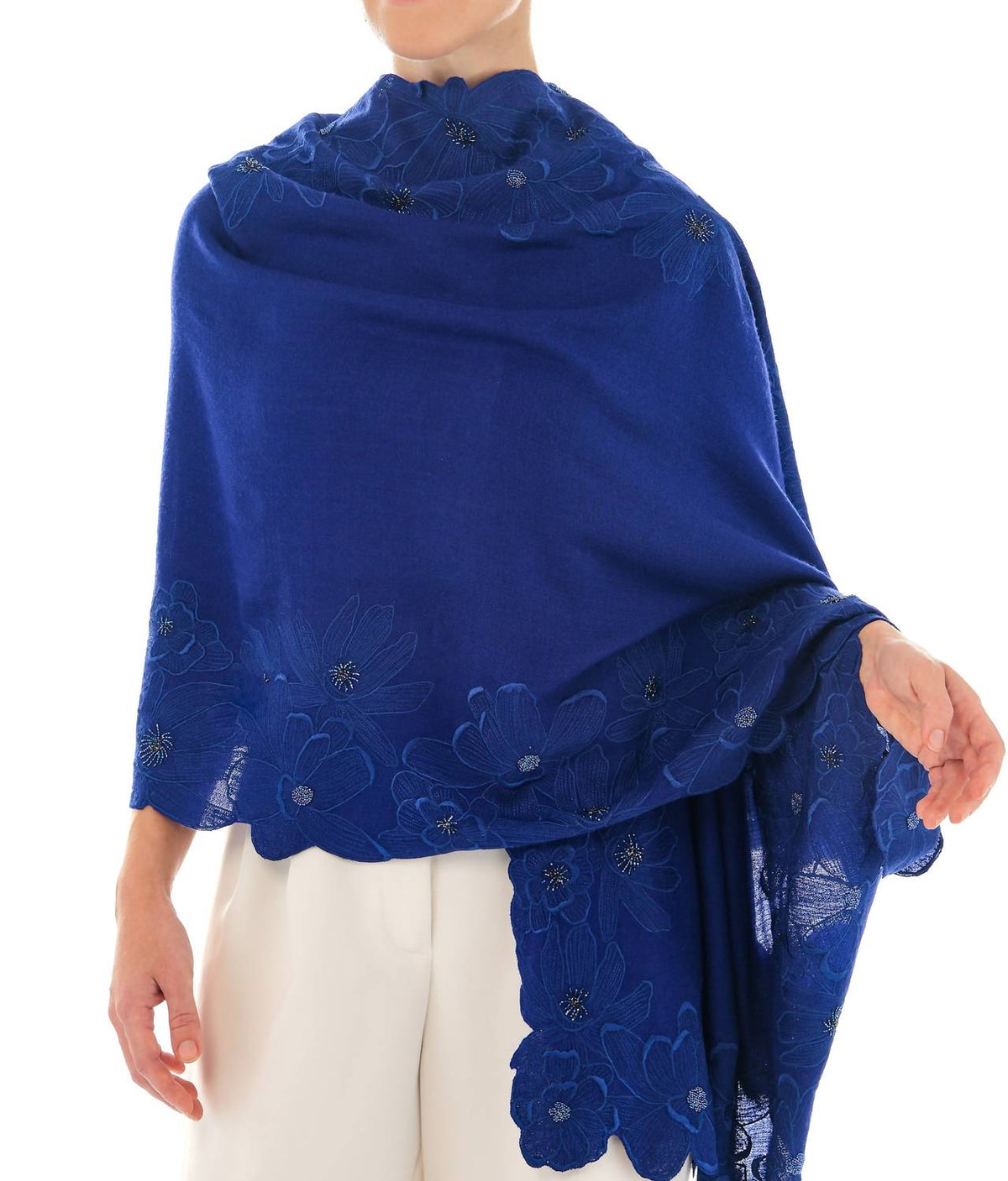 Jodi Rose - Elegant Magnolia Shawl